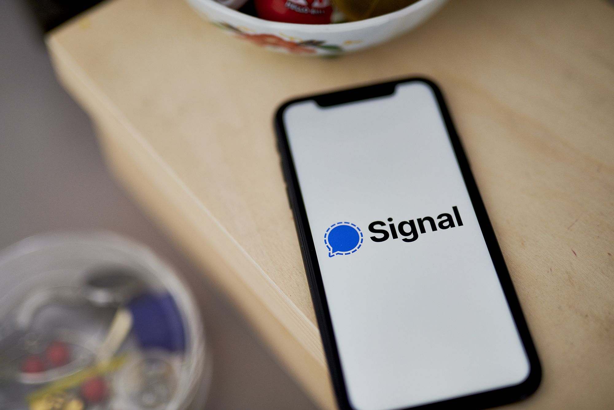 Have you tried methods to detect Signal user activity?